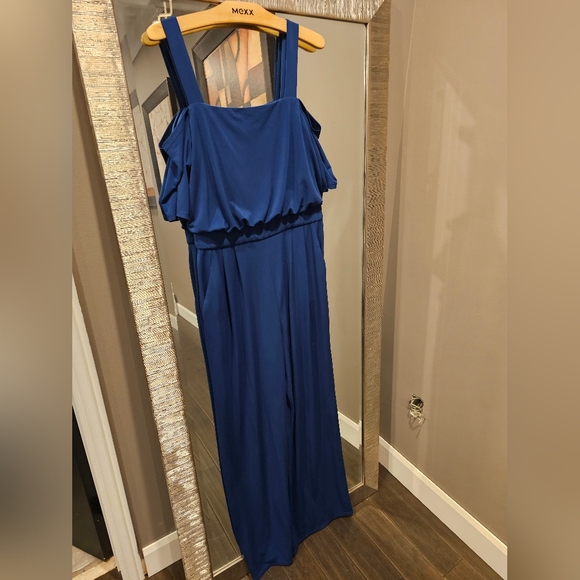 Vince Camuto jumpsuit - Picture 3 of 4